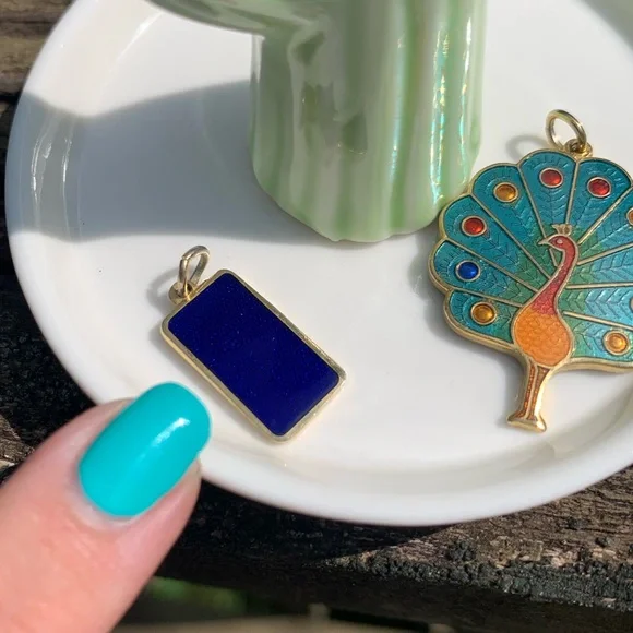 2 Vintage Enamel Pendants. Peacock 🦚 Bird & Flowers 💐